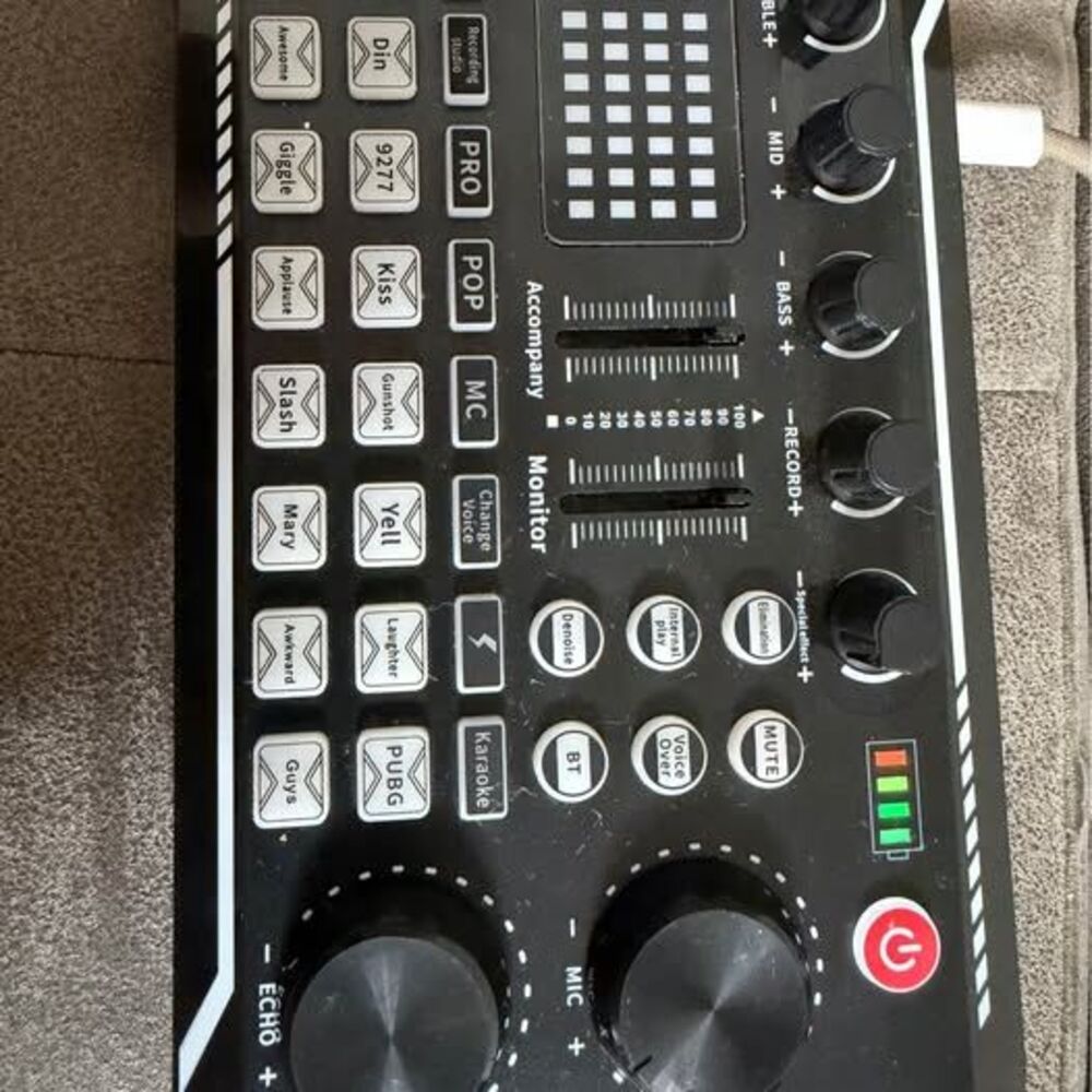 Voice Changer Sound Card для стриминга, караоке и записи.